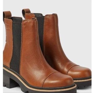 SOREL Joan now Chelsea boot size 10 fits 9.5 velvet tan